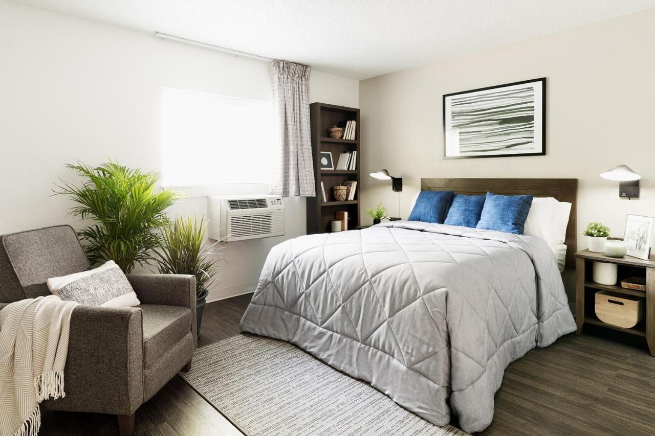 Intown Suites Extended Stay West Palm Beach Fl - Military Trail Rd Lake Park 外观 照片