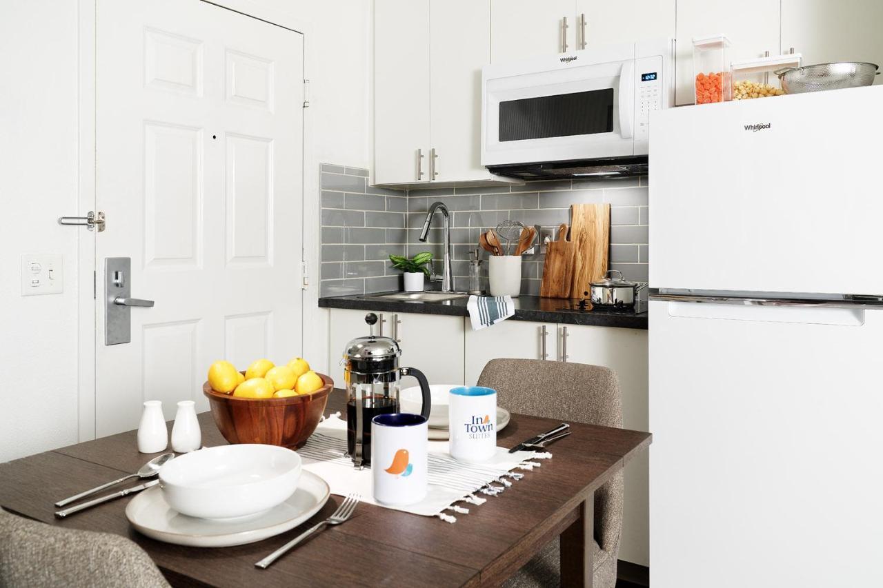 Intown Suites Extended Stay West Palm Beach Fl - Military Trail Rd Lake Park 外观 照片